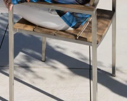 Lot de 4 chaises de jardin empilables en teck et acier inoxydable 