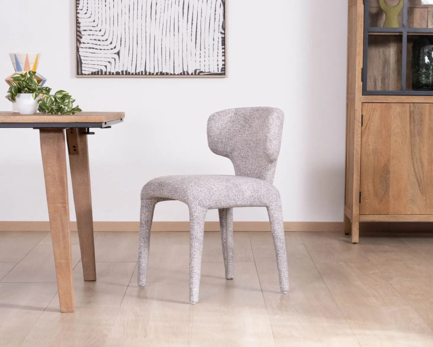Lot de 2 chaises de repas contemporaines “Milano” en tissu chiné gris clair à habillage intégral