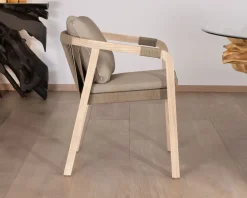Lot de 2 chaises de repas confort et design en teck recyclé