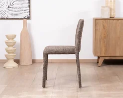 Lot de 4 chaises de repas contemporaines en tissu cacao tramé “Otto” revêtement intégral et lignes épurées