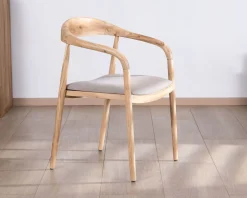 Lot de 2 chaises de repas épurées en acacia avec assise tissu beige 