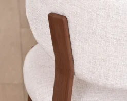 Lot de 2 chaises de repas empilables esprit rétro en tissu tramé blanc "Staccato" pieds aspect bois foncé