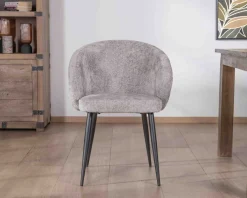 Lot de 2 chaises de repas design en tissu gris clair et pieds métal noirs 