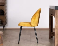Lot de 4 chaises de repas en velours moutarde et pieds en métal noir 