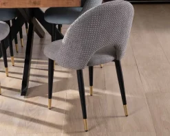 Lot de 2 chaises en tissu gris et pieds métal laqué noir 