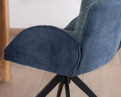 Lot de 2 chaises en tissu bi-texturé bleu foncé "Eddy" avec accoudoirs et pied métal pivotant
