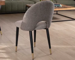 Lot de 2 chaises en tissu taupe et pieds métal laqué noir 