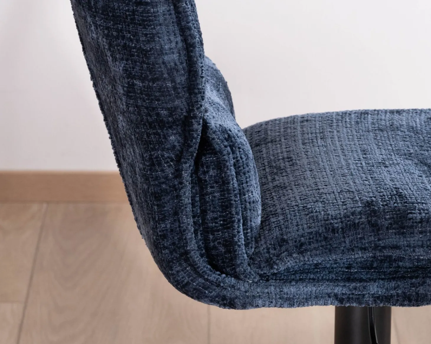 Lot de 2 chaises hautes matelassées réglables en hauteur "Topley" tissu coloris bleu nuit