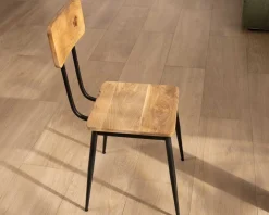 Lot de 2 chaises industrielles bois massif métal noir 