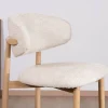 Lot de 2 chaises mi-hauteur style scandinave en tissu blanc cassé "Arpège" pieds métal aspect bois clair