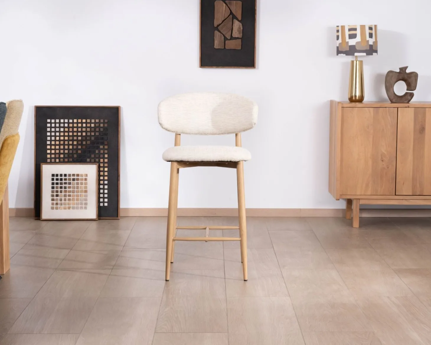 Lot de 2 chaises mi-hauteur style scandinave en tissu blanc cassé "Arpège" pieds métal aspect bois clair