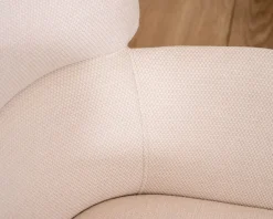 Lot de 2 chaises vintage en tissu blanc "Riméno" et pieds métal