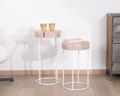 Lot de 2 tables d'appoint rondes blanchies en bois et métal 