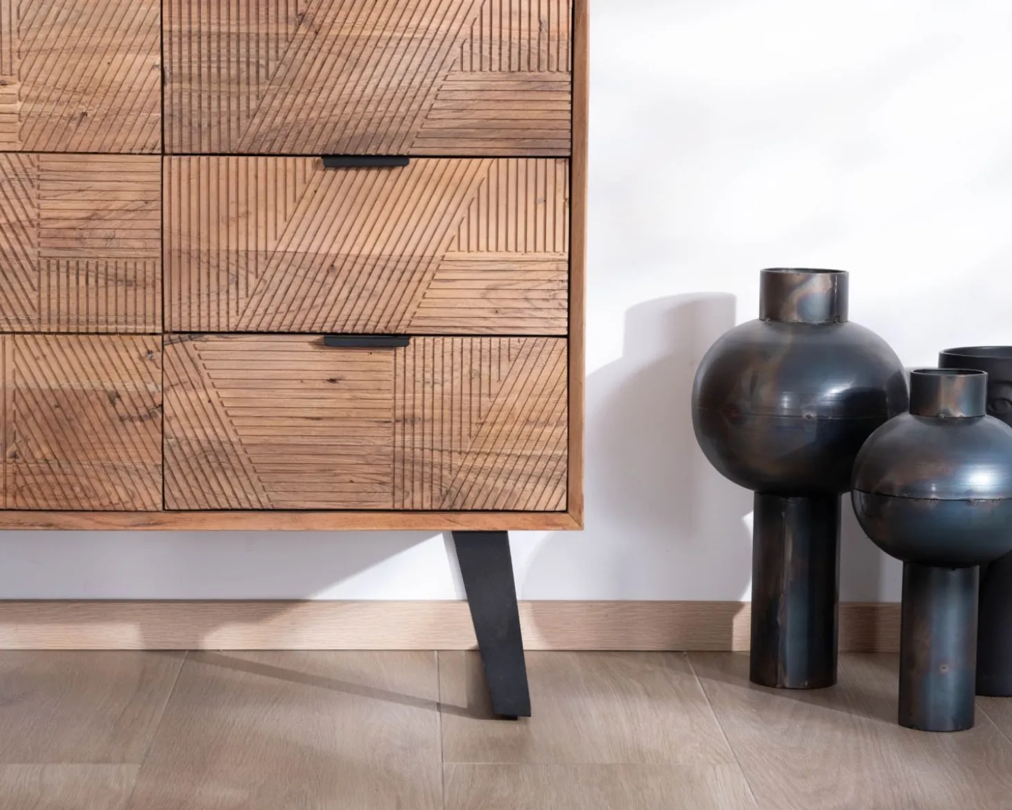 Meuble de rangement bas 160 cm avec tiroirs "Uky" design contemporain esprit rétro