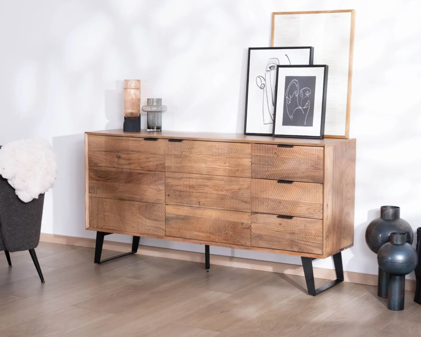 Meuble de rangement bas 160 cm avec tiroirs "Uky" design contemporain esprit rétro