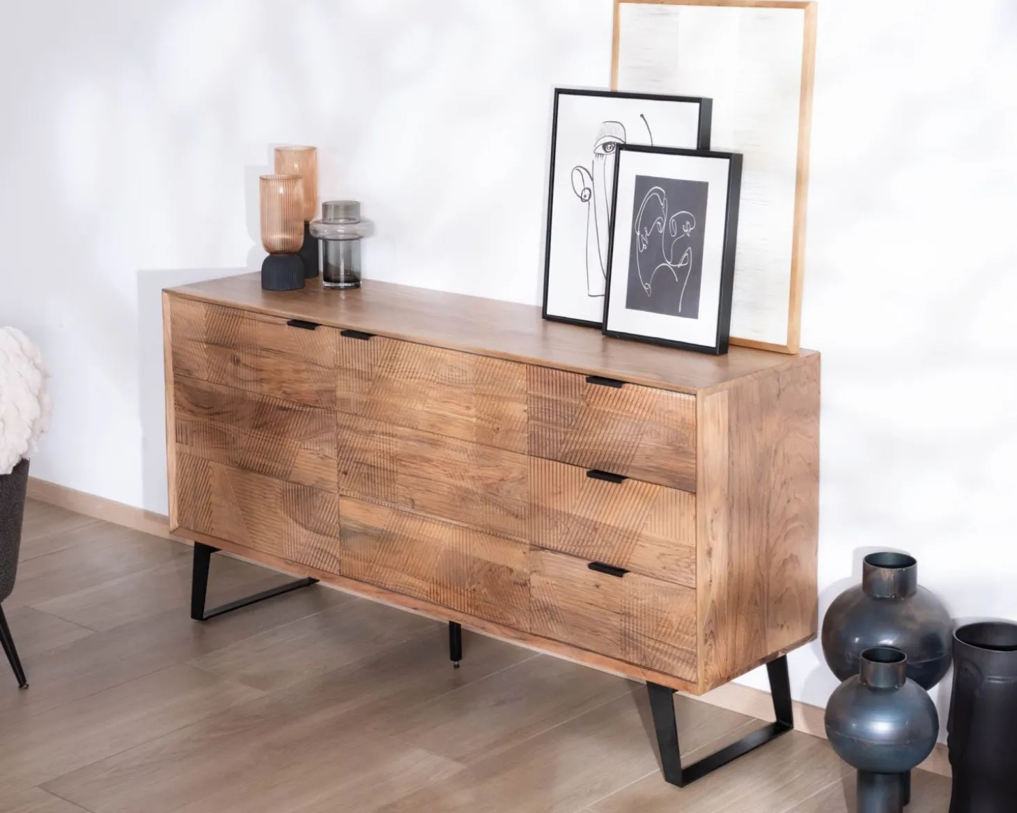 Meuble de rangement bas 160 cm avec tiroirs "Uky" design contemporain esprit rétro