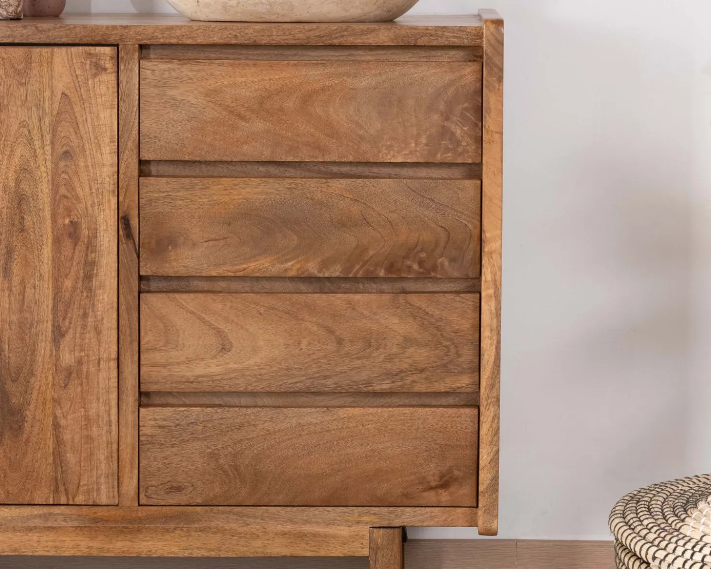 Meuble sous vasque en manguier foncé avec portes et tiroirs "Kahiko" 120 cm