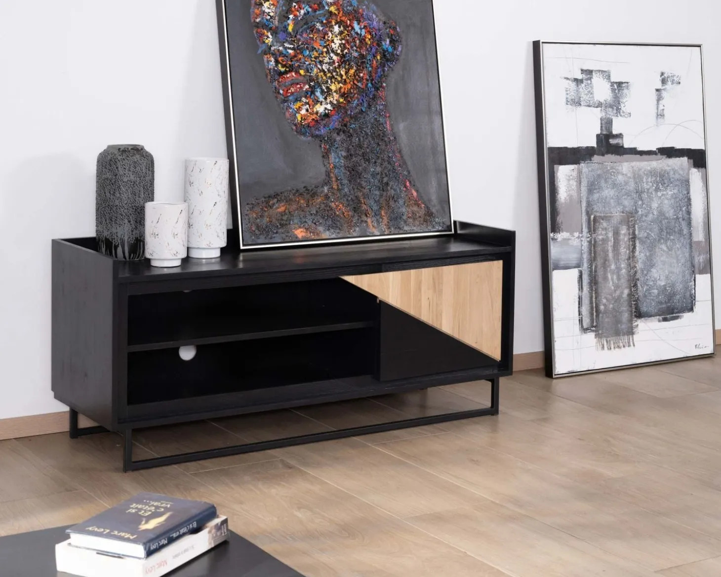 Meuble télé 140 cm en bois massif "Trace"