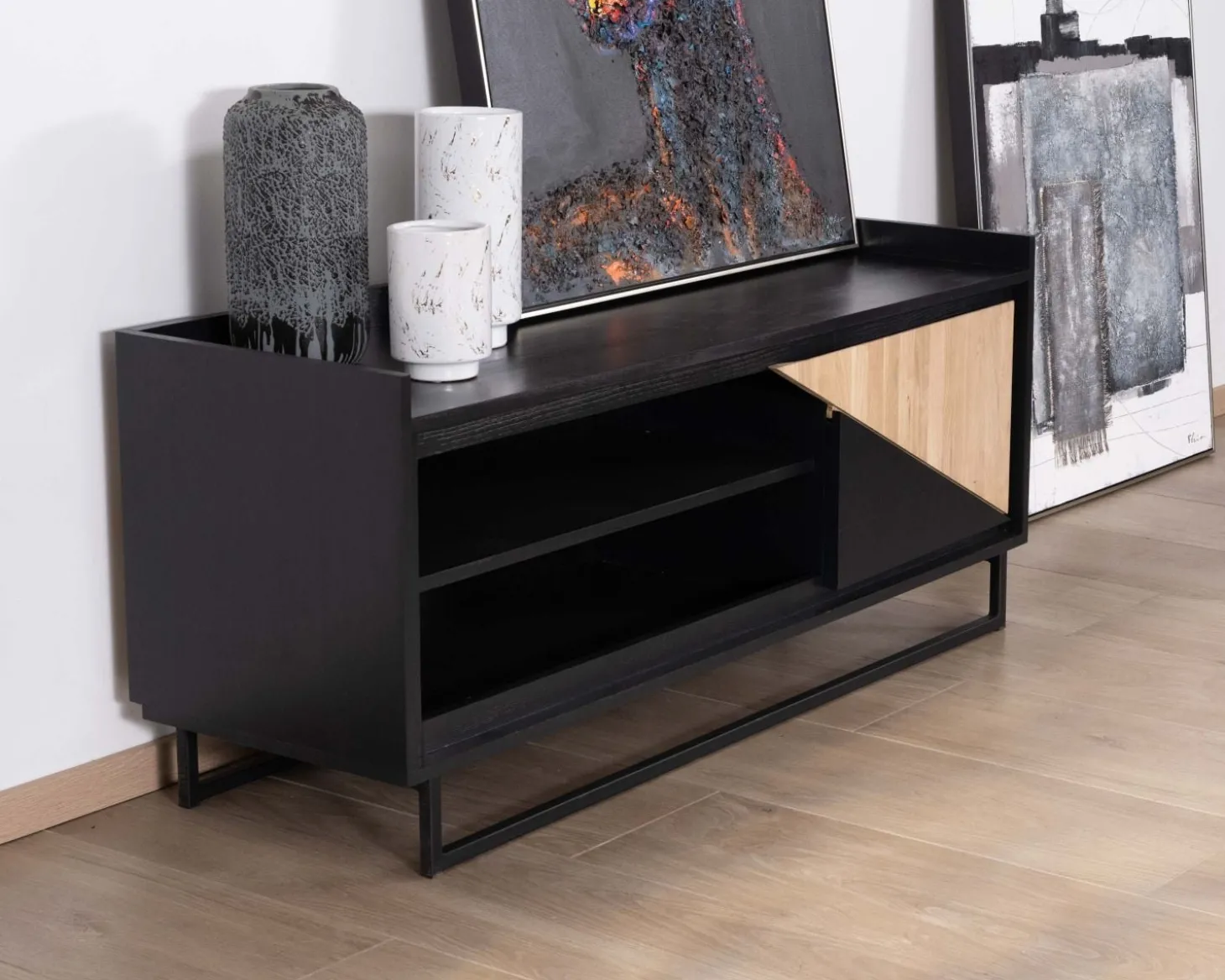 Meuble télé 140 cm en bois massif "Trace"
