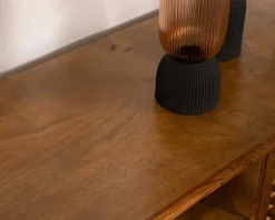 Meuble TV 160cm en teck et manguier et pieds métal noir "Sheffield"