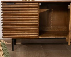 Meuble TV 160cm en teck et manguier et pieds métal noir 