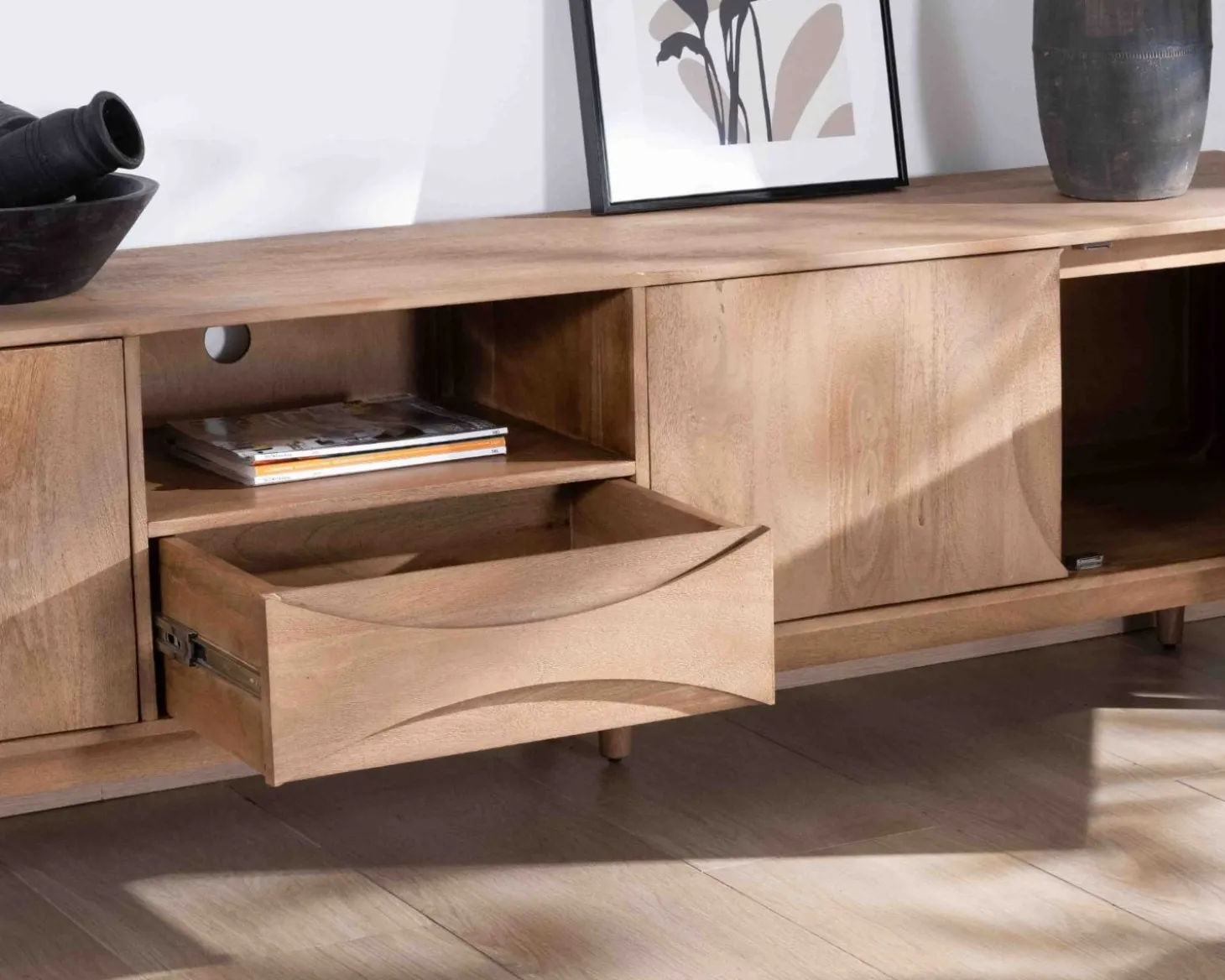 Meuble TV XXL 265cm en manguier massif 4 portes et 1 tiroir "Cabure"