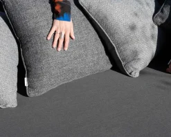 Méridienne d'extérieur design enveloppant 