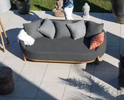 Méridienne d'extérieur design enveloppant 