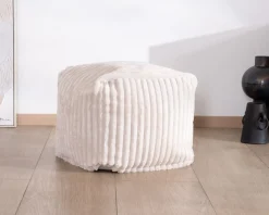 Petit pouf cubique en velours blanc 