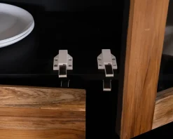 Petit vaisselier vitré esprit contemporain "Olonie" en teck naturel, acacia et métal noir