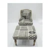 Repose-pieds gris motif patchwork et pieds en bois naturel "Sofia"