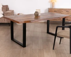 Table à manger en bois recyclé et pieds métal noir en U 