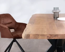 Table à manger haut de gamme plateau bois épais pieds métal 