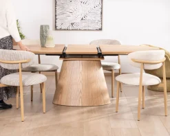 Table à manger ovale extensible 160-200 cm aspect chêne 