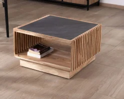 Table basse carrée avec plateau en placage pierre et structure bois ajourée 