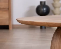 Table basse design en acacia massif ronde avec pied boule 