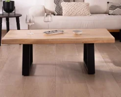 Table basse design plateau naturel pieds trapèzes en métal « Caractère »