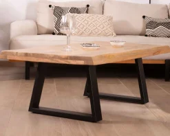 Table basse design plateau naturel pieds trapèzes en métal « Caractère »