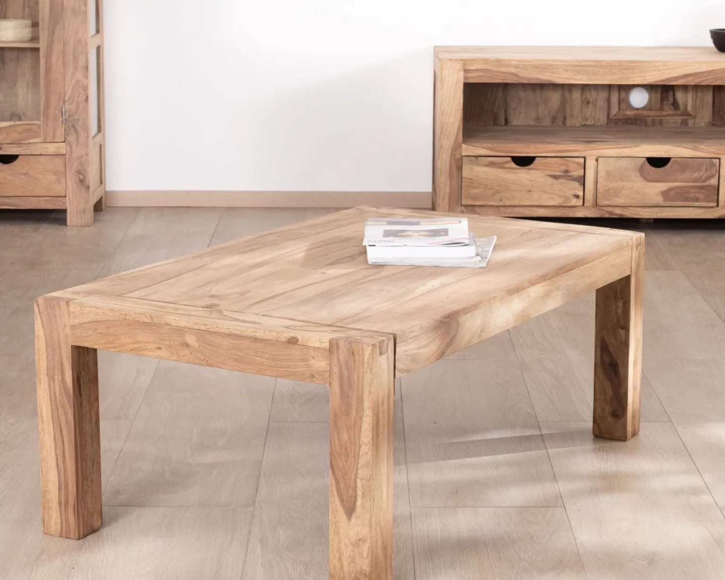 Table basse en palissandre "Kalanohé" 120 cm