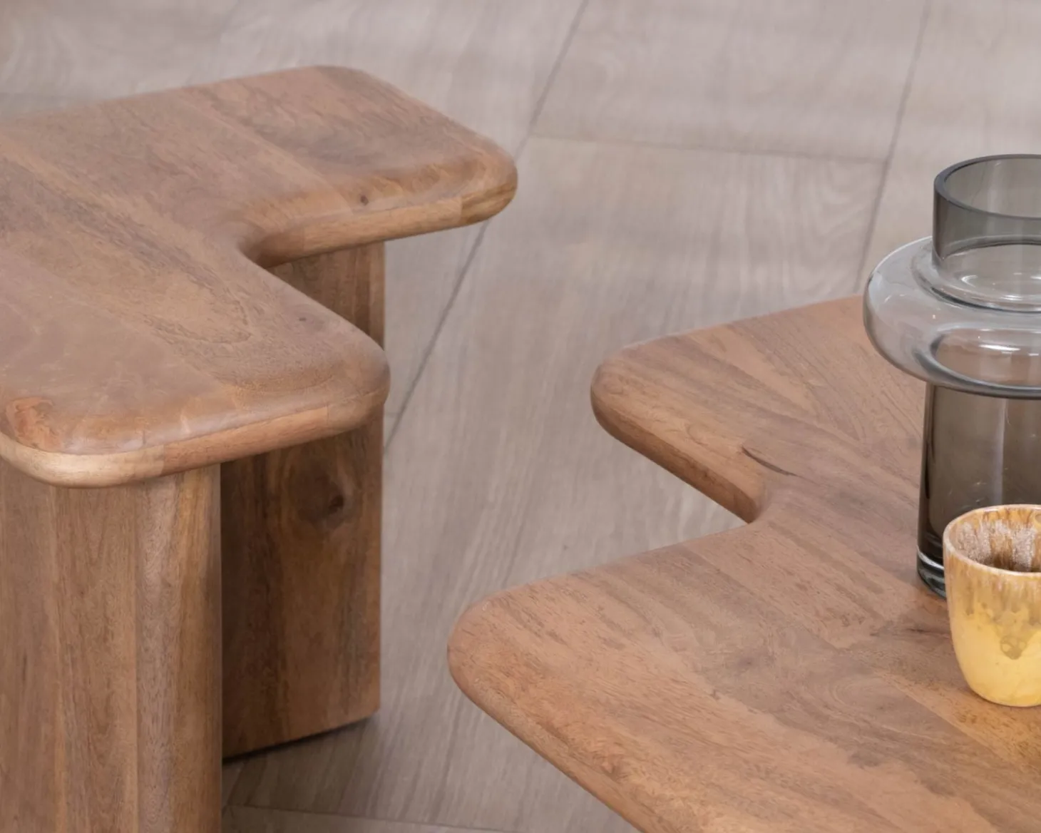 Table basse modulable en manguier "Naura" esprit organique