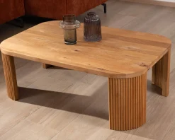 Table basse épurée avec pieds cannelés style rétro en chêne huilé "Winton"