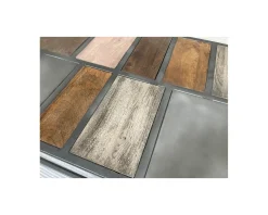 Table basse rectangulaire métal et bois piétement aérien 