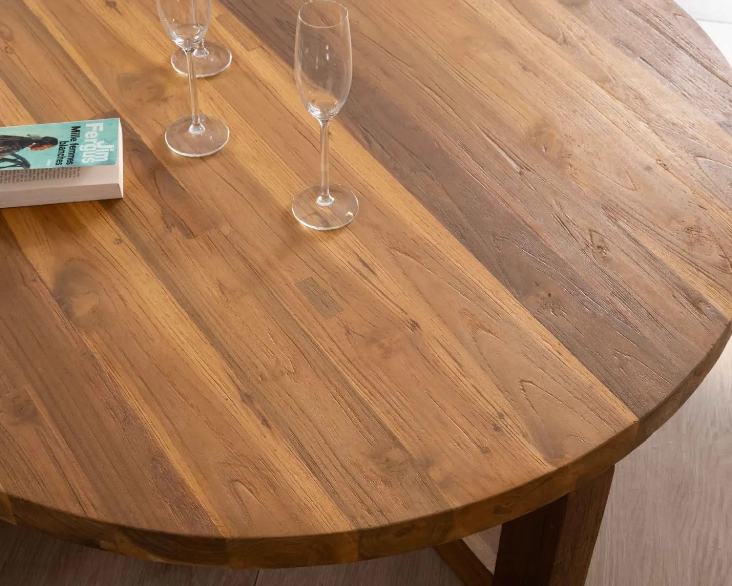 Table basse ronde 110 cm en teck "Balanka"