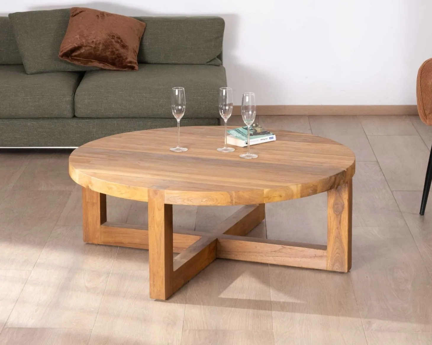 Table basse ronde 110 cm en teck "Balanka"