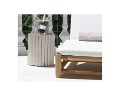 Table d'appoint style ethnique en branches de teck "Sumatra" blanc et bois
