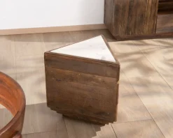 Table d'appoint triangulaire en bois recyclé et plateau marbre blanc 