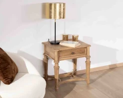 Table de chevet en manguier naturel massif style classique "Legacy"