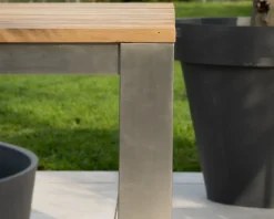 Table de jardin carrée 160 cm en teck 
