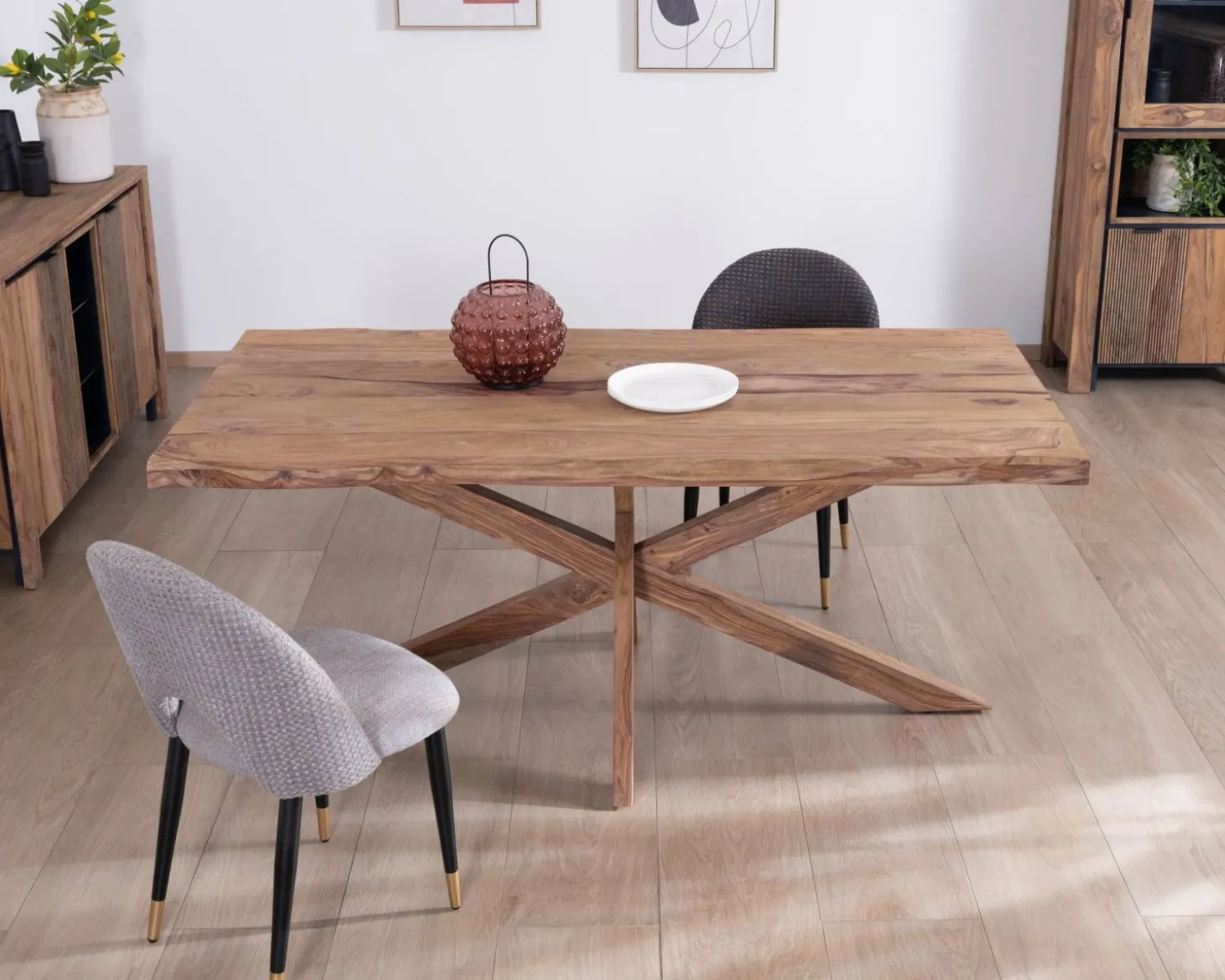 Table de repas 180 cm plateau naturel et pieds croix "Enoa" 100% palissandre