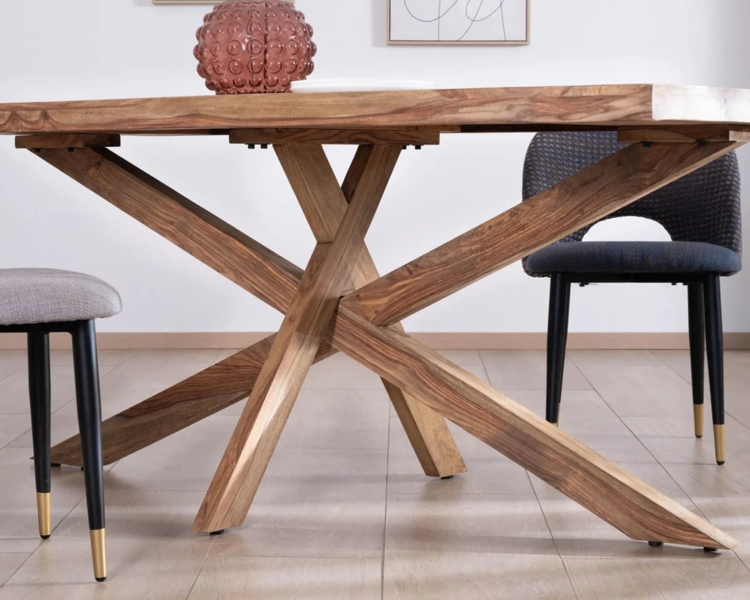 Table de repas 180 cm plateau naturel et pieds croix "Enoa" 100% palissandre